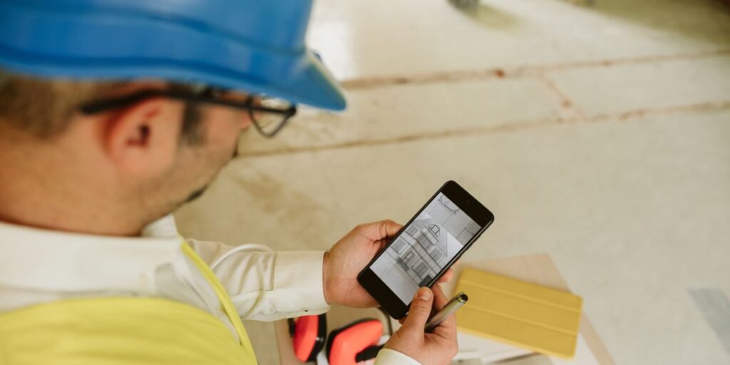Top Social Media Tips for Building Contractors